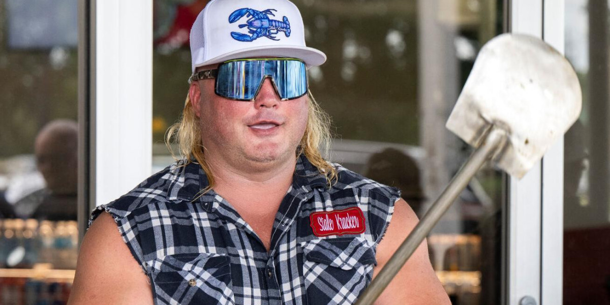 Stalekracker Net Worth 2025: From State Trooper to Digital Culinary Star